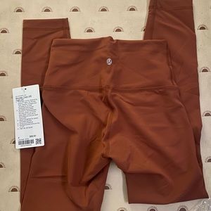 Lululemon Dark terracotta wunder train 4